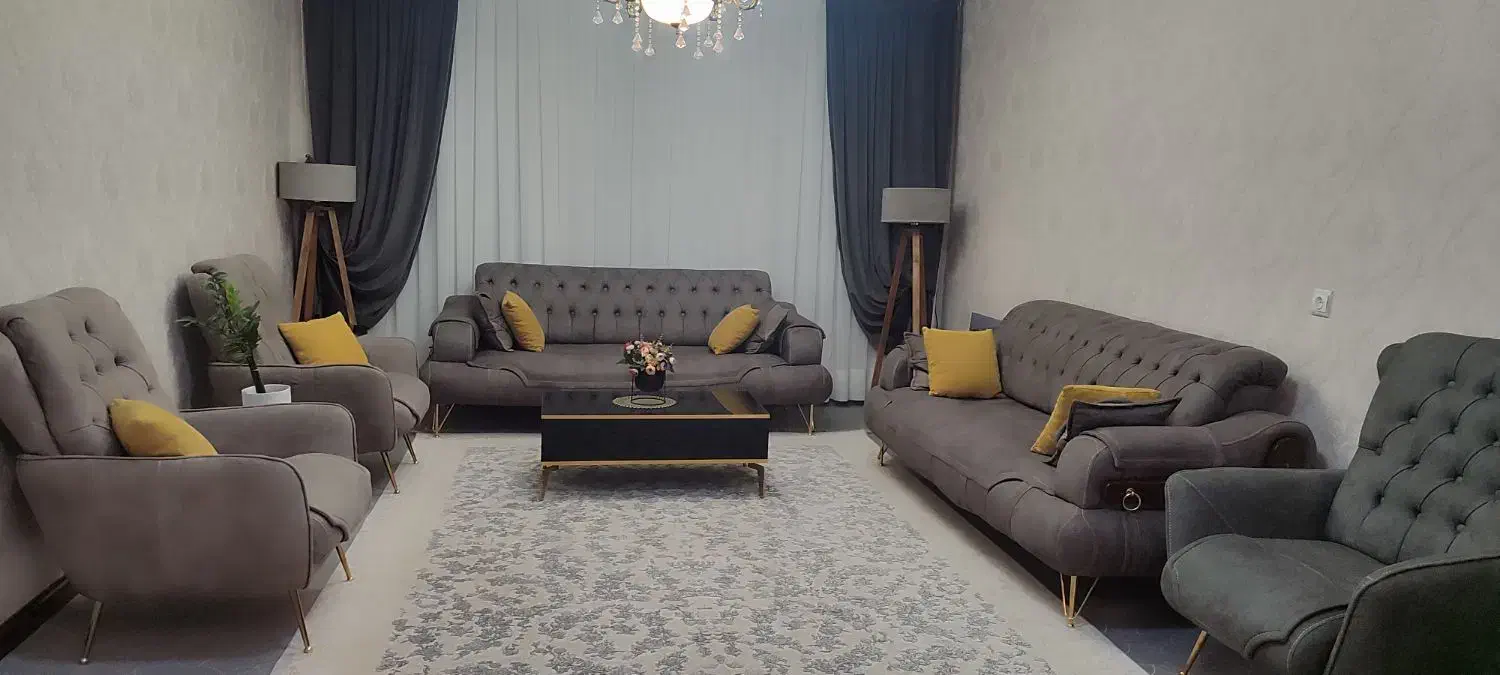 مبل چستر13نفره پایه طلایی درجه یک فروش بعلت مهاجرت|مبلمان خانگی و میز عسلی|یاسوج, |دیوار