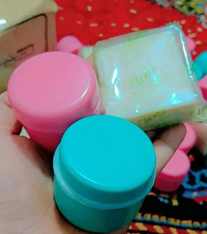 کرم صورت و صابون برنج تضمینی|آرایشی، بهداشتی، درمانی|زابل, |دیوار