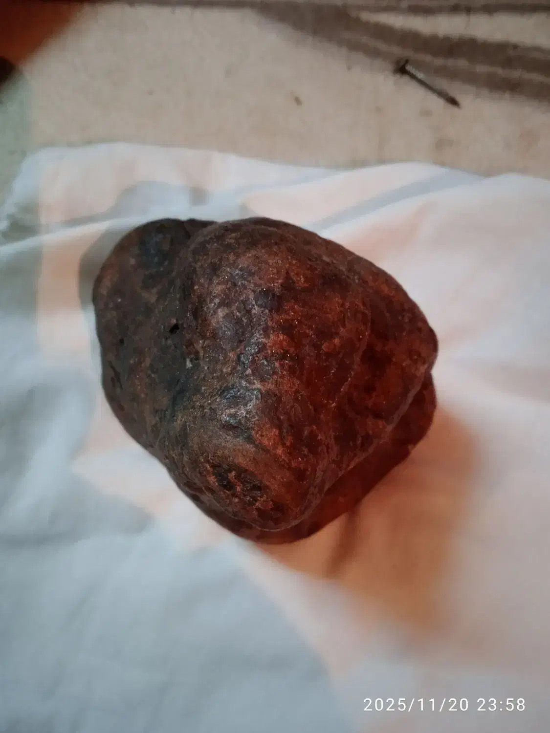 شهاب.سنگ.|کلکسیون اشیاء عتیقه|تویسرکان, |دیوار