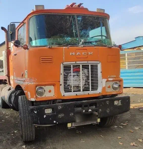 فروشی. اسقاط ماک|خودرو سنگین|قزوین, |دیوار