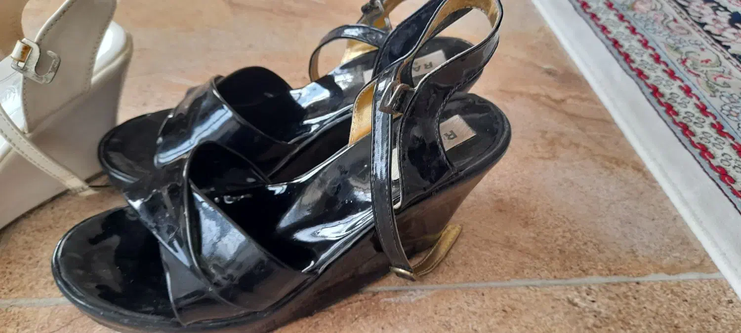 کفش مجلسی در حد نو|کیف، کفش، کمربند|سرپل ذهاب, |دیوار