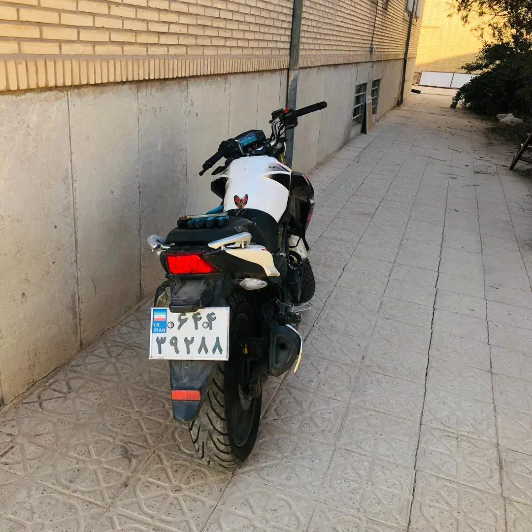 موتورسیکلت لیفان 200 سیسی|موتورسیکلت|یزد, |دیوار