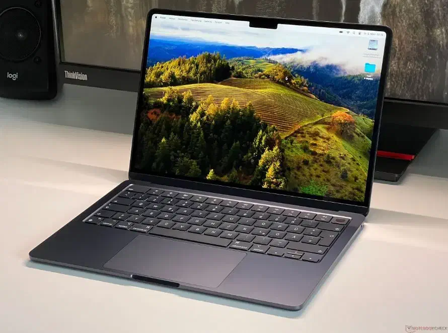 فروش ویژه MacBook Air M4 2025 اقساط در حد صفر|رایانه همراه|قم, ارم|دیوار