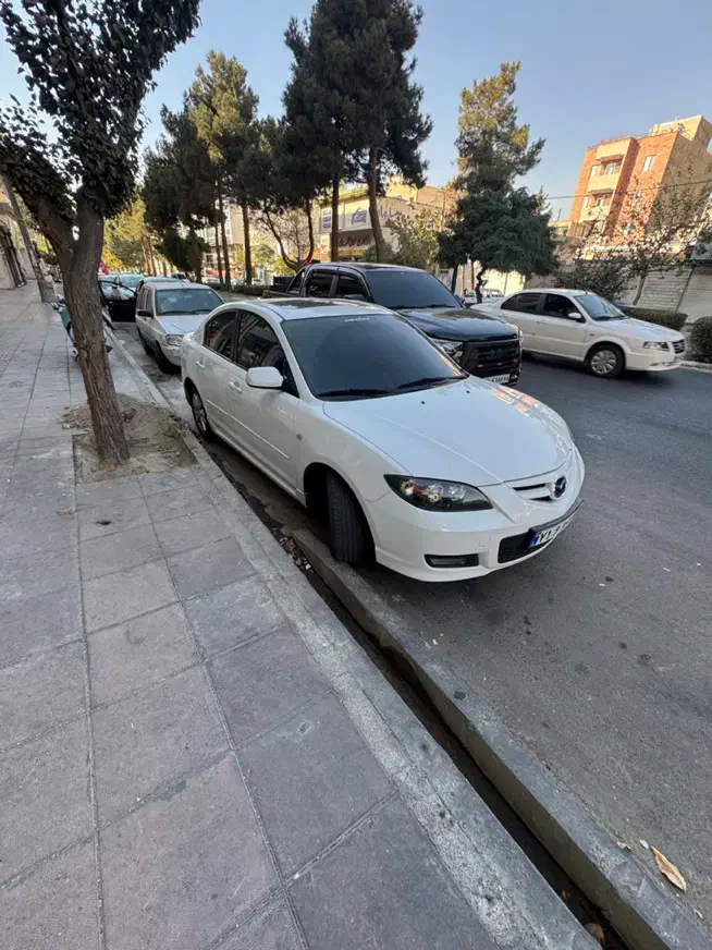 مزدا ۳ مدل ۸۷ بیرنگ کم کار واقعی استثنایی|خودرو سواری و وانت|کرج, فاز ۴ مهرشهر|دیوار