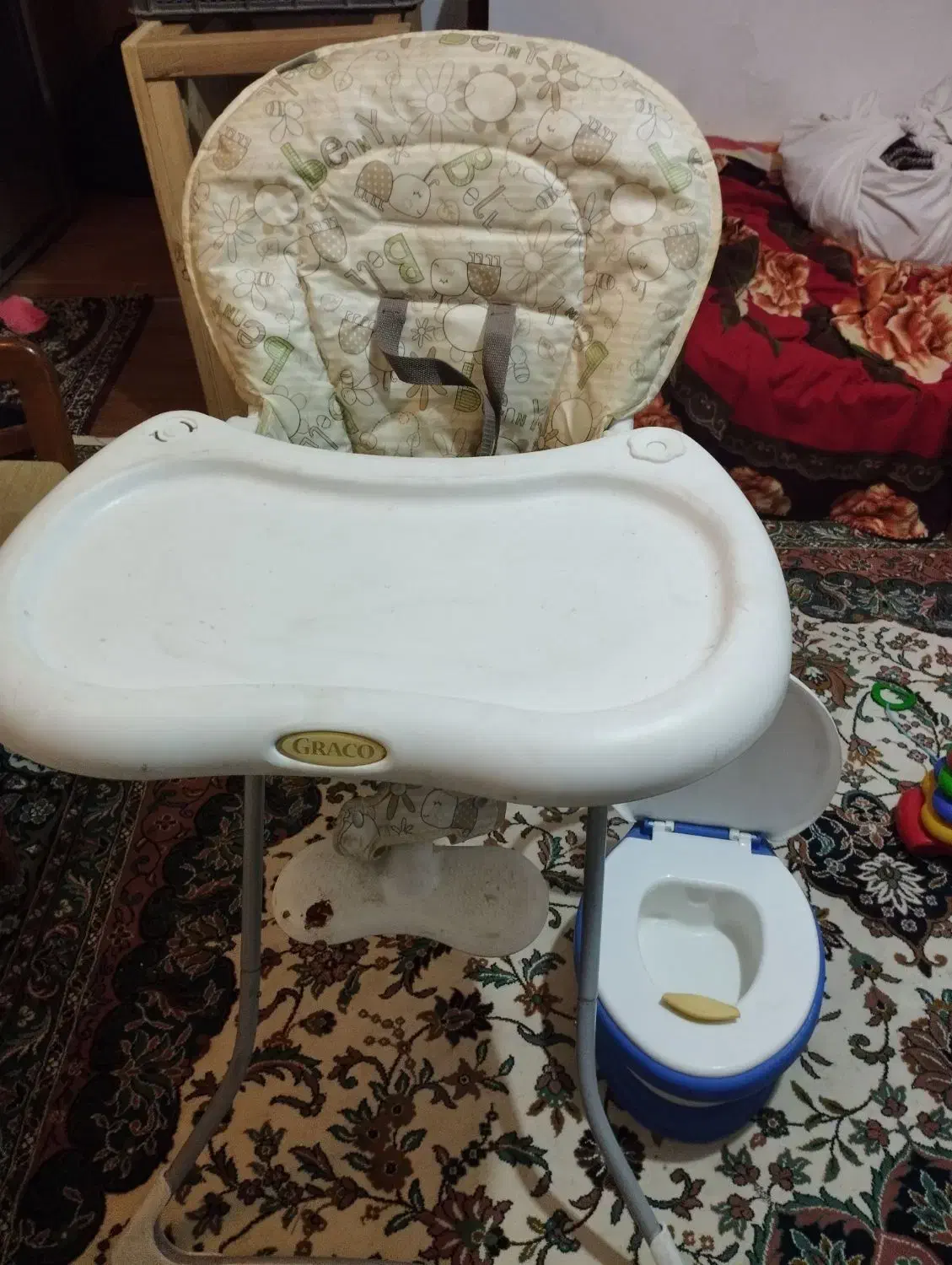 صندلی غذاخوری کودک  در حد نو سالم خارجی|تخت و صندلی بچه|گلبهار, شهر جدید گلبهار|دیوار