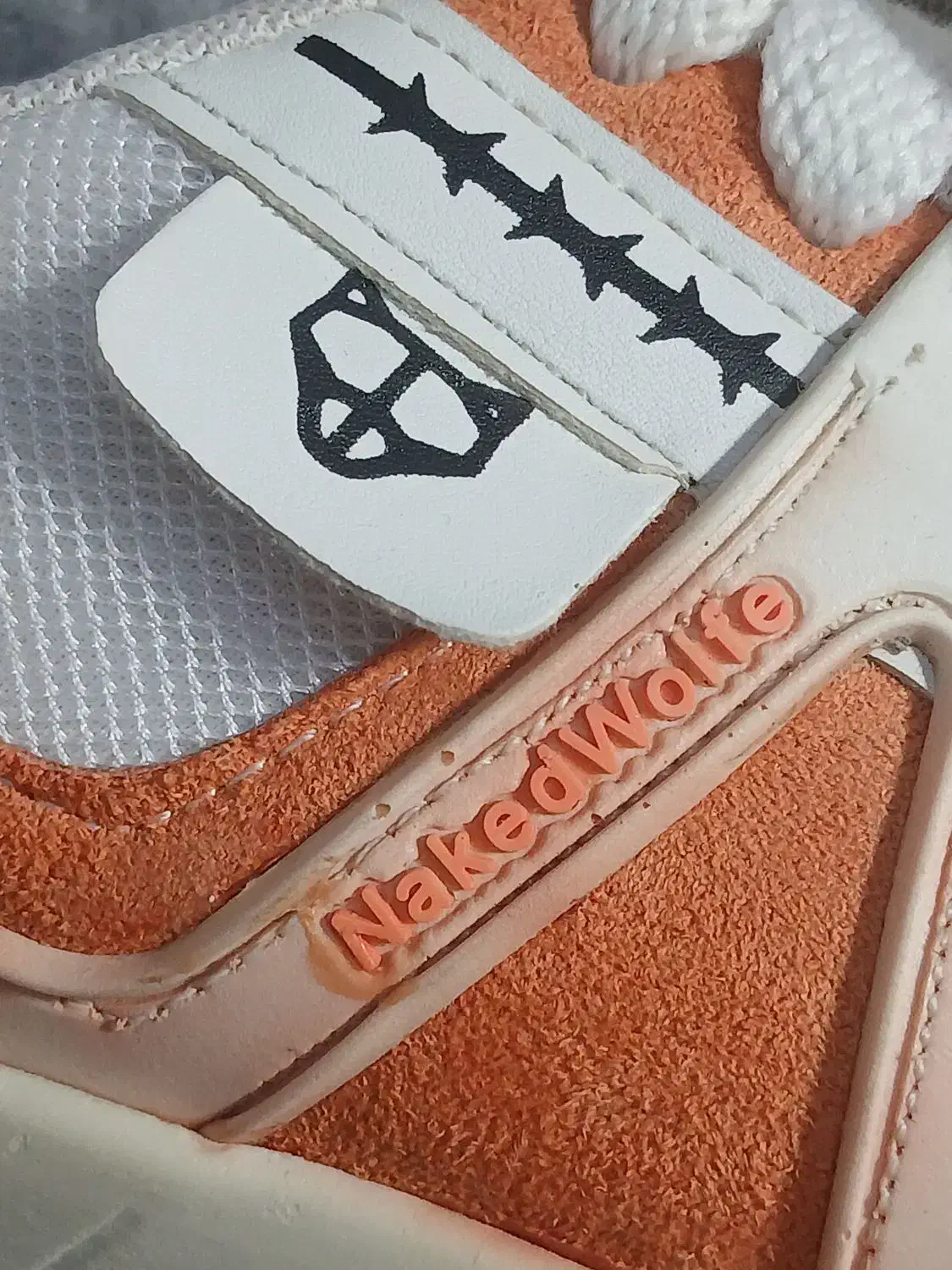 کفش|کیف، کفش، کمربند|رباط‌کریم, نصیرشهر|دیوار