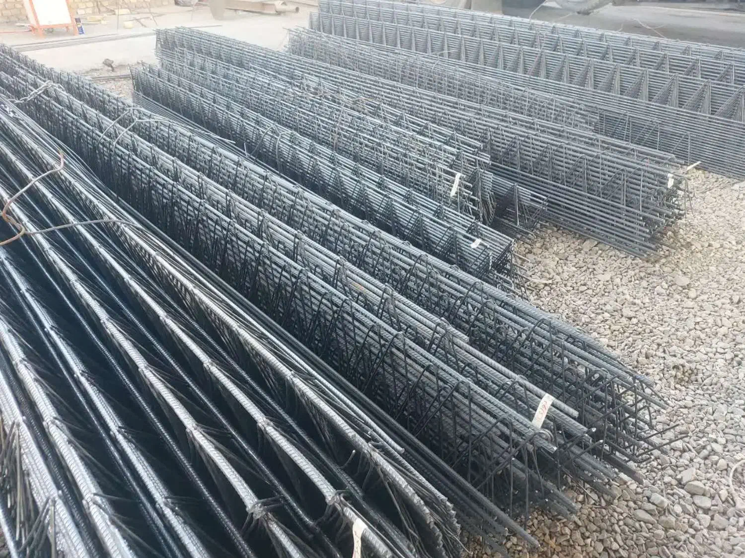 استخدام کارگر ساده|استخدام معماری، عمران و ساختمانی|اردکان, |دیوار