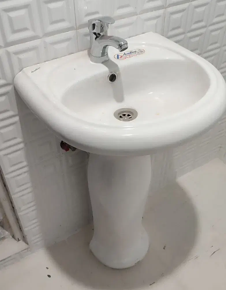 روشویی نو|لوازم سرویس بهداشتی|رباط‌کریم, مسکن مهر آبشناسان|دیوار