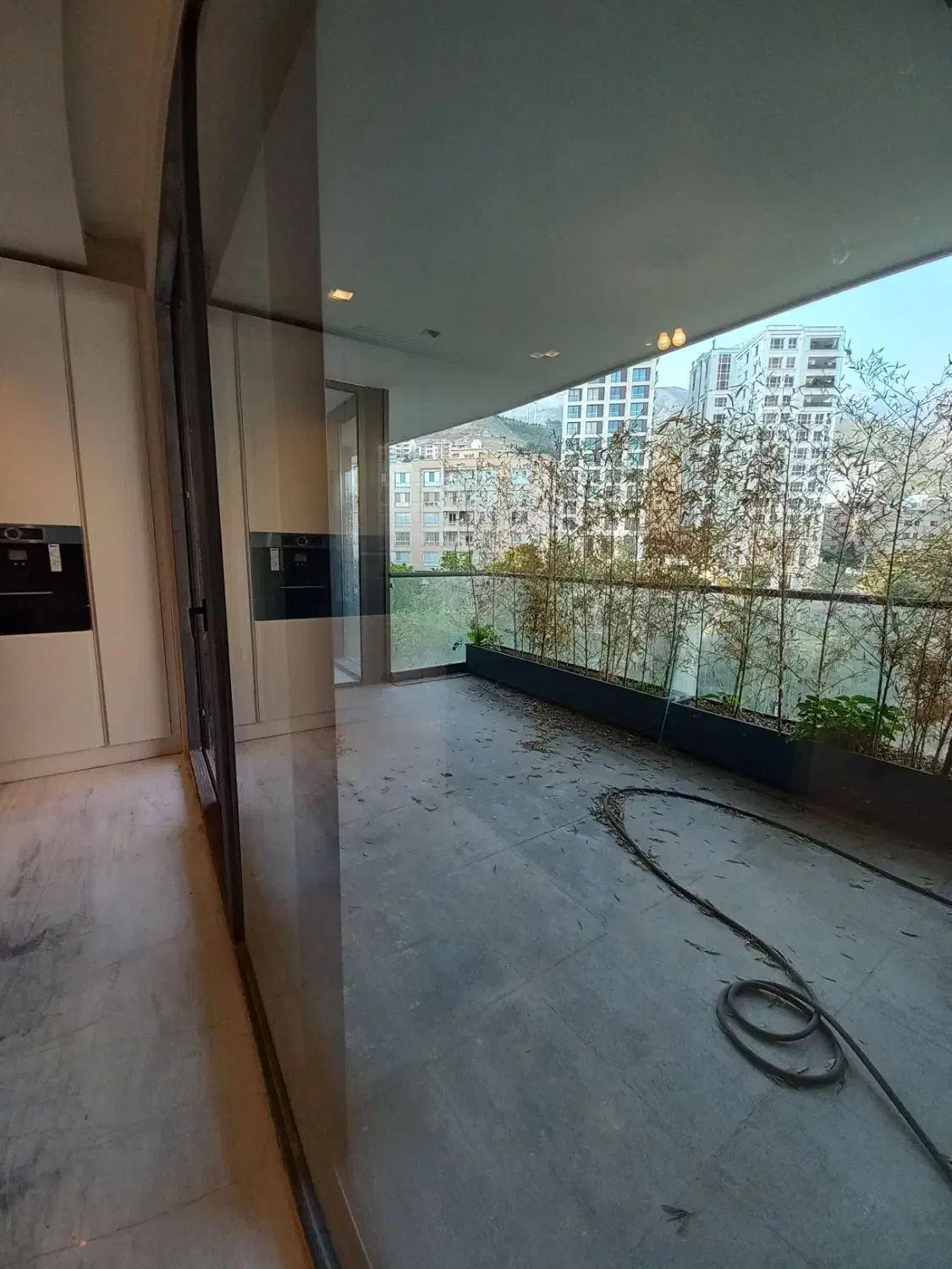 ۴۲۰متر مدرن کلید نخورده