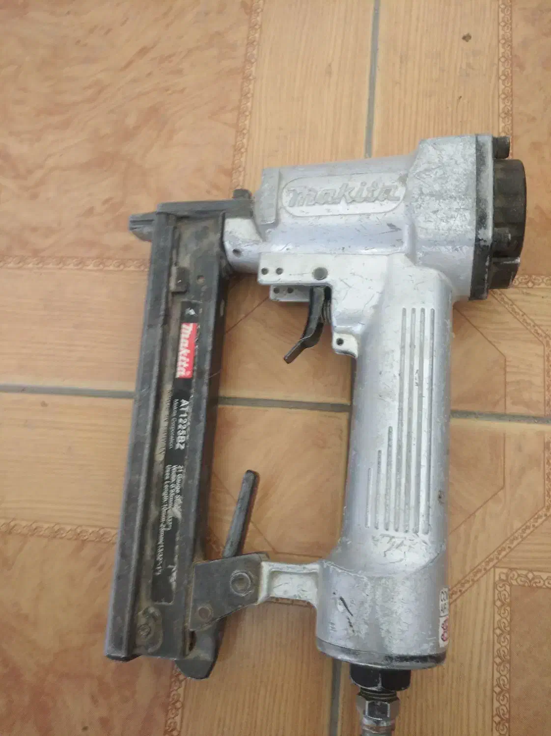 فروش عمود بر رونیکس و منکنه بادی ماکیتا|ابزارآلات|سمیرم, |دیوار