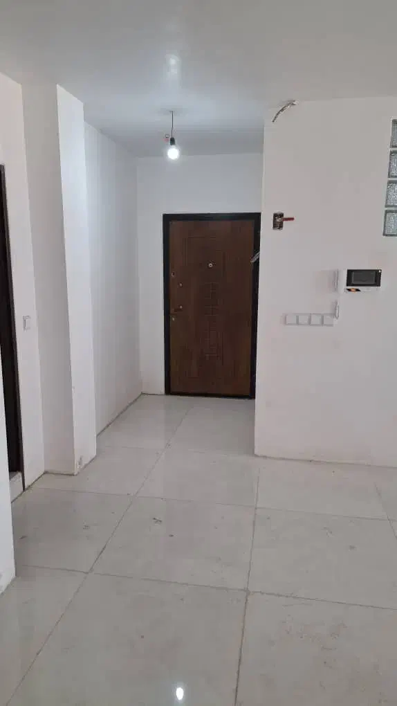 ۸۲ متر میلاد رو به افتاب یکسال کار و تمیز|فروش آپارتمان|شاهینشهر, شهرک میلاد|دیوار