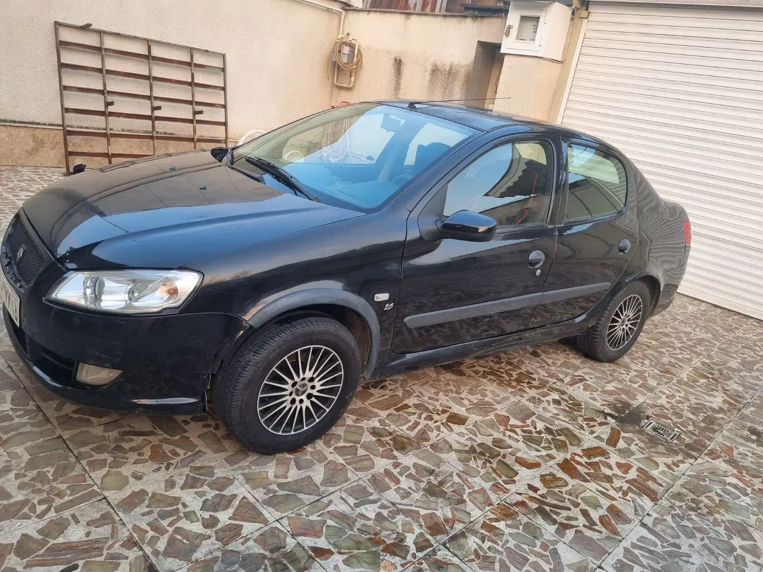 رانا بدون رنگ مشکی|خودرو سواری و وانت|آستانه اشرفیه, |دیوار