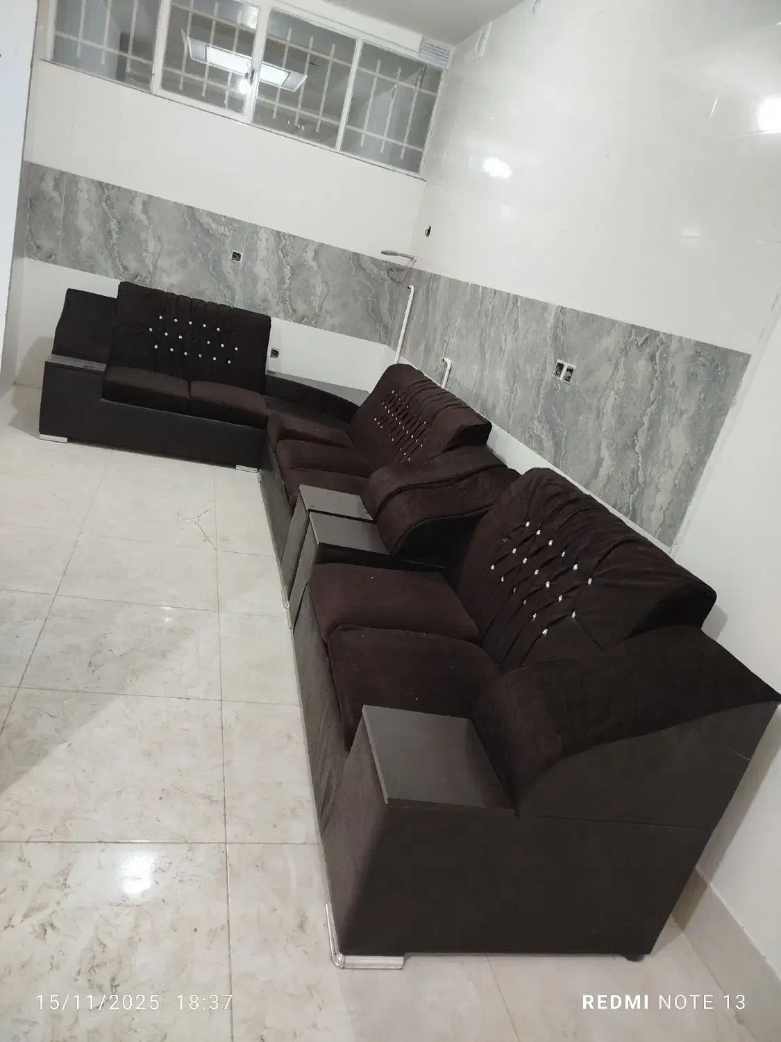 مبل هفت نفره|مبلمان خانگی و میز عسلی|تربت‌حیدریه, بالا ولایت|دیوار