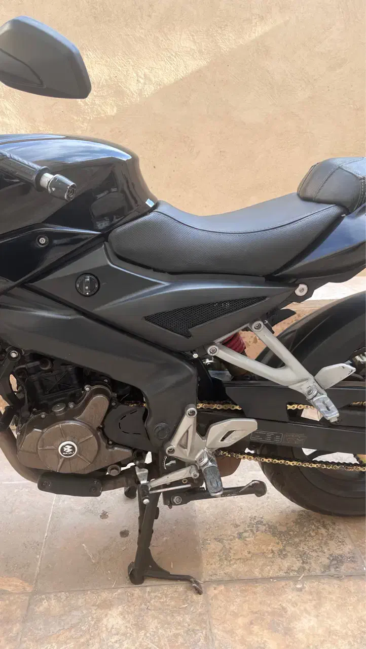 Ns200 باجاج ان اس|موتورسیکلت|قم, آزادگان|دیوار