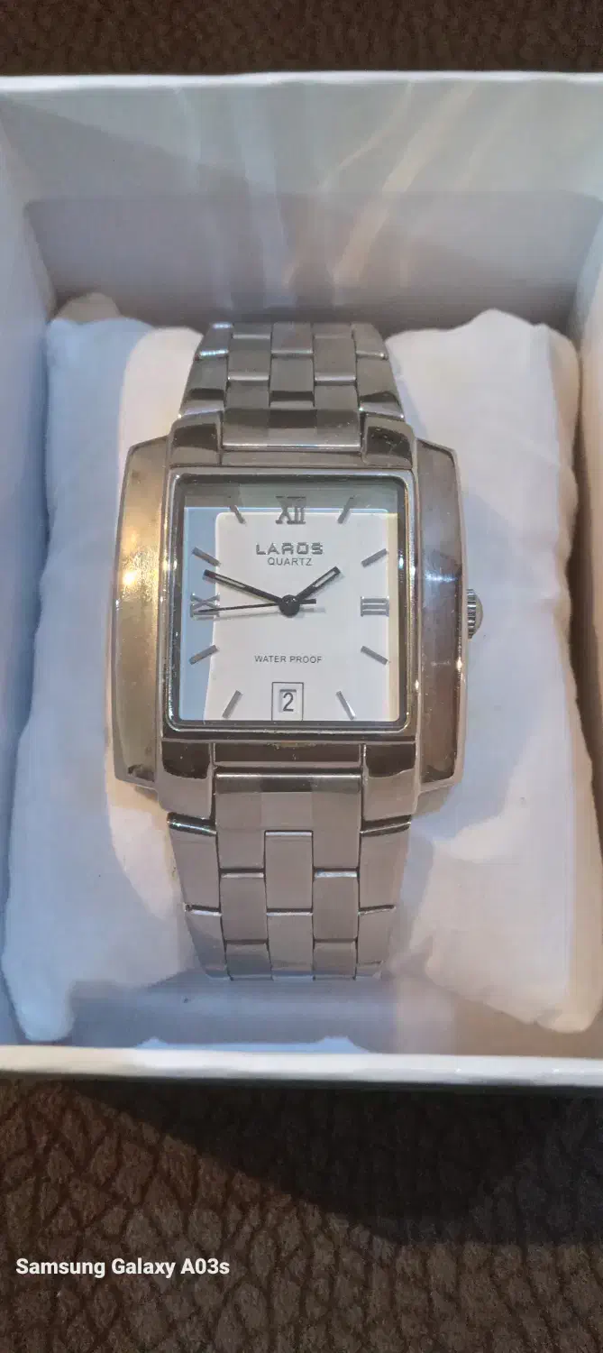 ساعت دیواری و ساعت مچی|ساعت دیواری و تزئینی|مشهد, امیر|دیوار