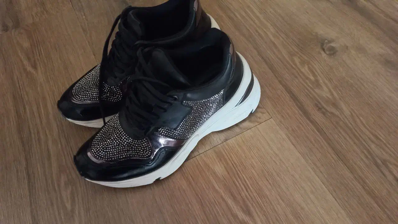 کتانی ترک|کیف، کفش، کمربند|چهاردانگه (تهران), |دیوار