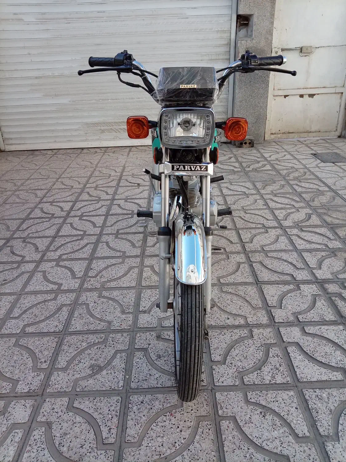 هندا 125|موتورسیکلت|مشهد, ویلاشهر|دیوار
