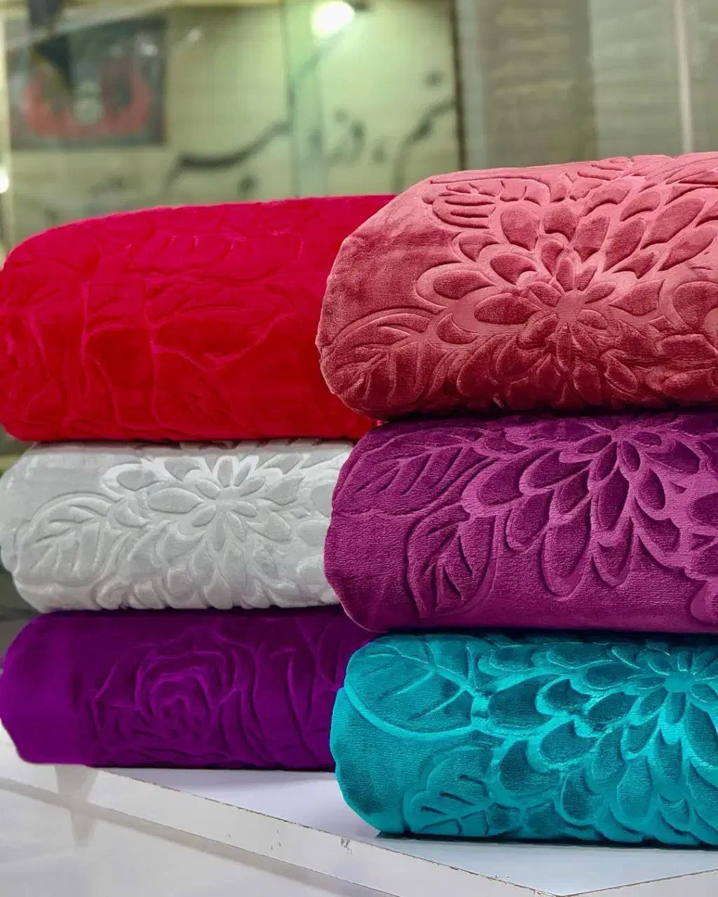 پتو گلبافت|رختخواب، بالش، پتو|بیجار, |دیوار