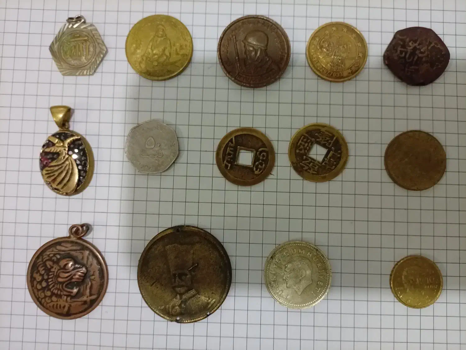 تعدادی سکه ومدال قدیمی|کلکسیون سکه، تمبر، اسکناس|تهران, علم و صنعت|دیوار