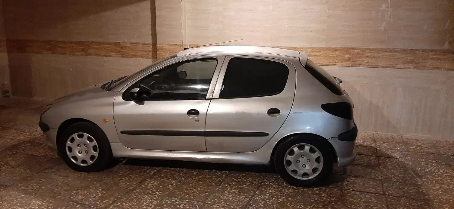 پژو ۲۰۶ مدل ۸۲|خودرو سواری و وانت|اهواز, رسالت|دیوار