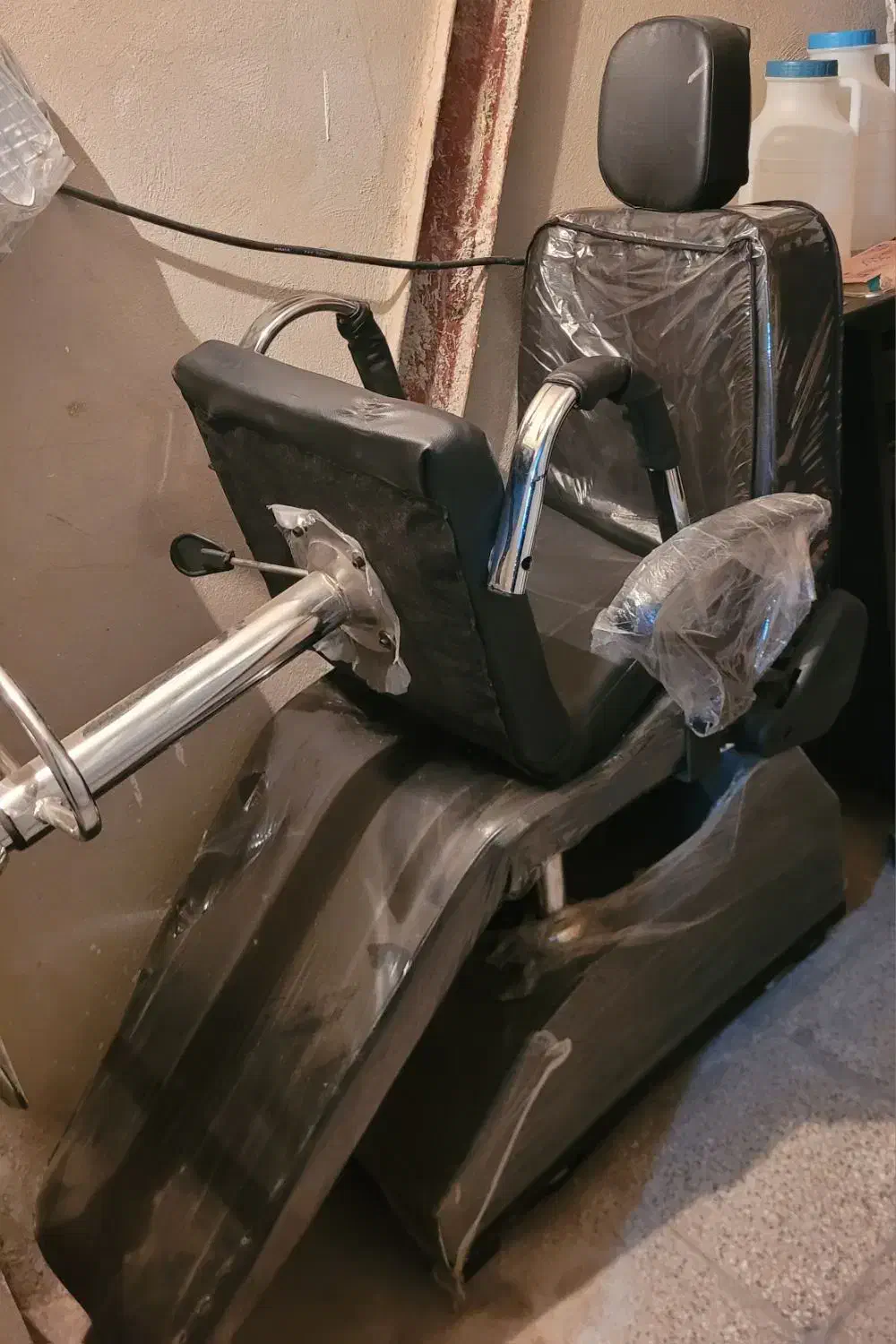 صندلی سالنی|آرایشگاه و سالن‌های زیبایی|قزوین, |دیوار