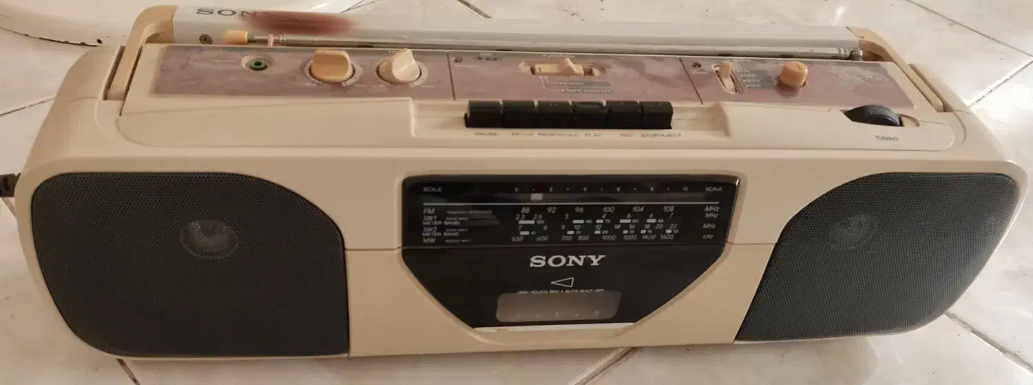 رادیو کاست سونی|سیستم صوتی خانگی|رشت, دیانتی|دیوار