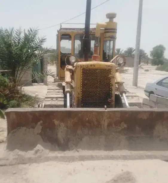 فروش ۱ دستگاه بلدوزر D6 اینتر ناش|خودرو سنگین|مشهد, ده دی|دیوار