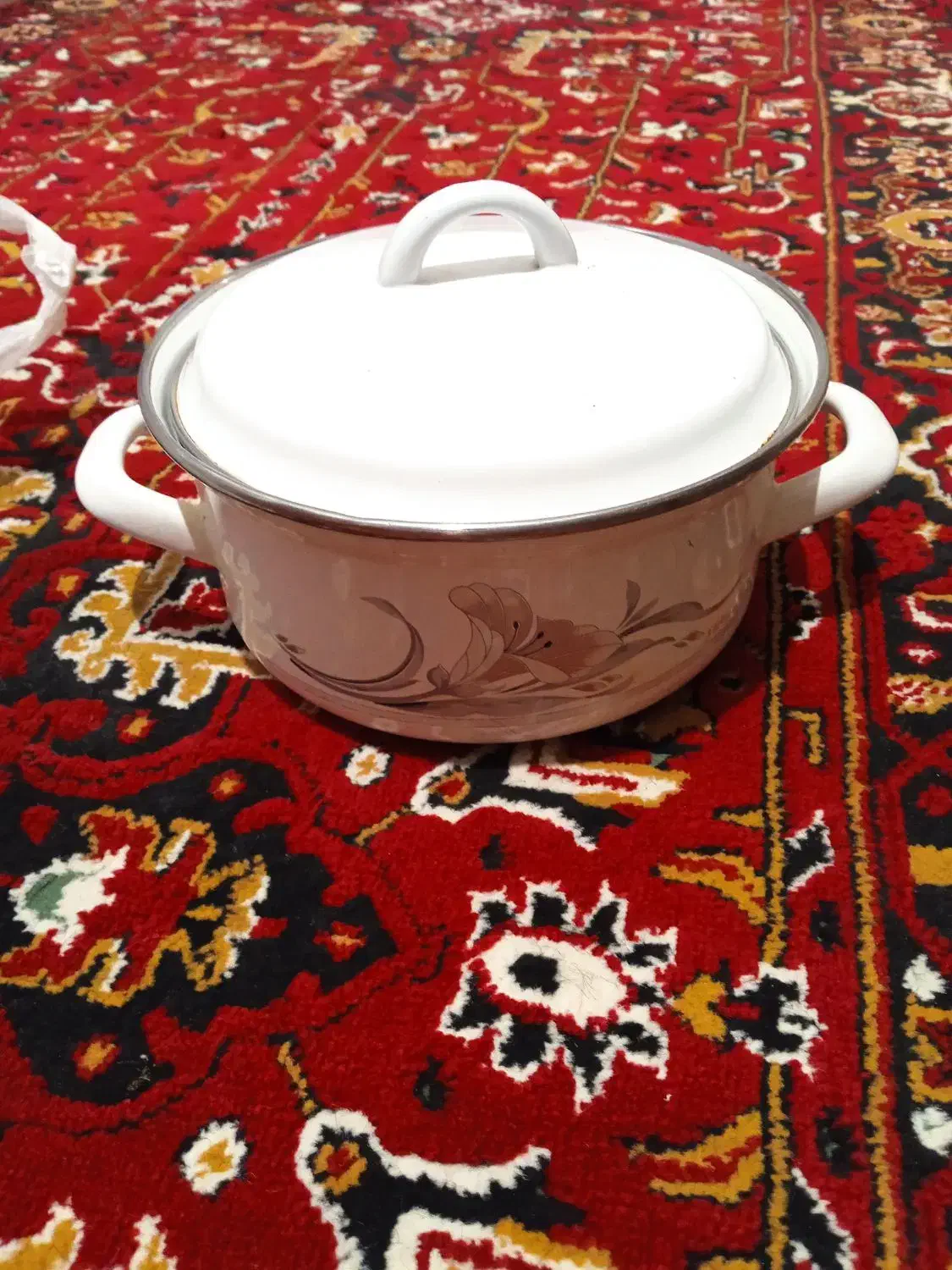 قابلمه لعابی در حد نو|ظروف پختوپز|تبریز, |دیوار