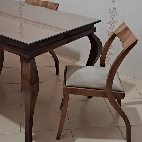 میز نهارخوری ۴ نفره|میز و صندلی غذاخوری|اصفهان, عسگریه|دیوار