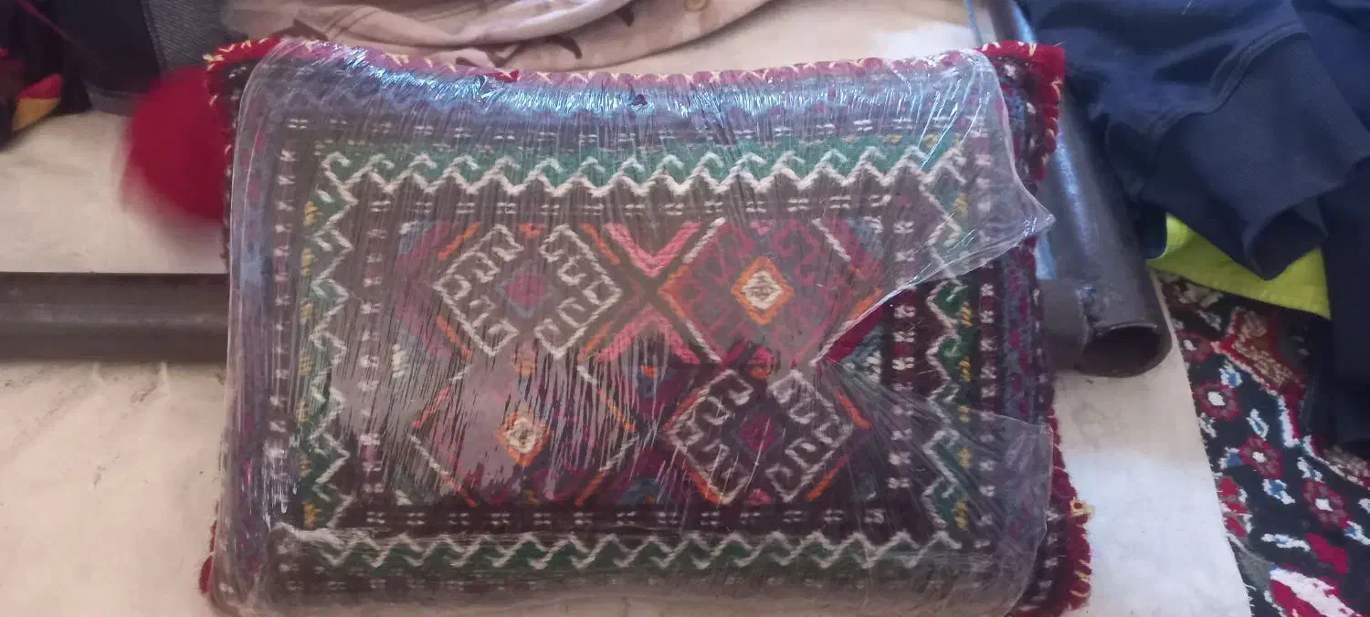 پشتی گلیم.|پشتی|بجنورد, |دیوار