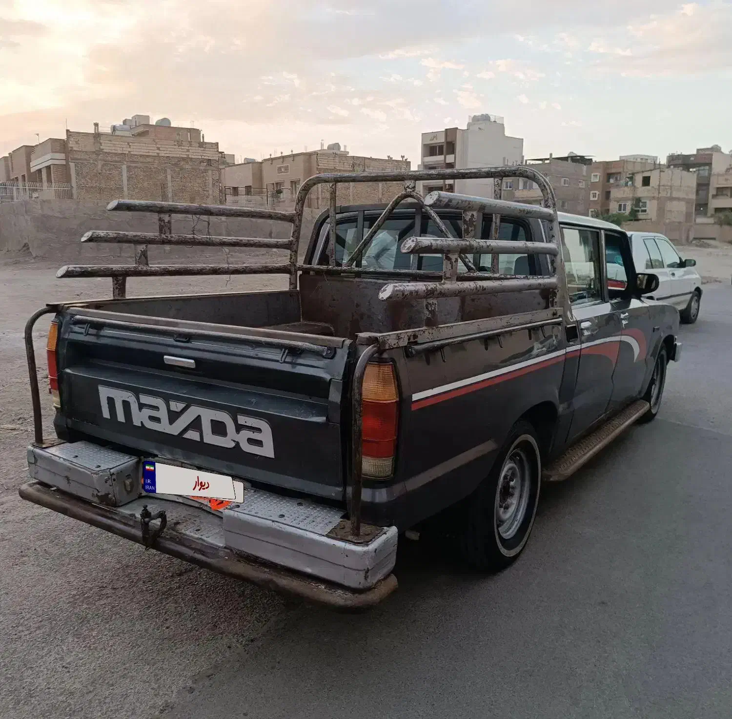 مزدا دو کابین 83 موتور صفر زیرپا عالی|خودرو سواری و وانت|سمیرم, |دیوار