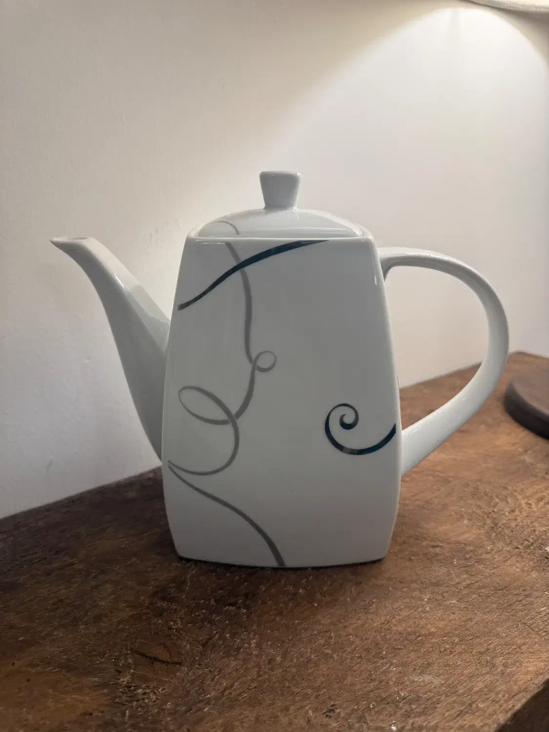 سرویس چای خوری چینی (قوری،قندان،جا شکری)|ظروف سرو و پذیرایی|بابل, |دیوار