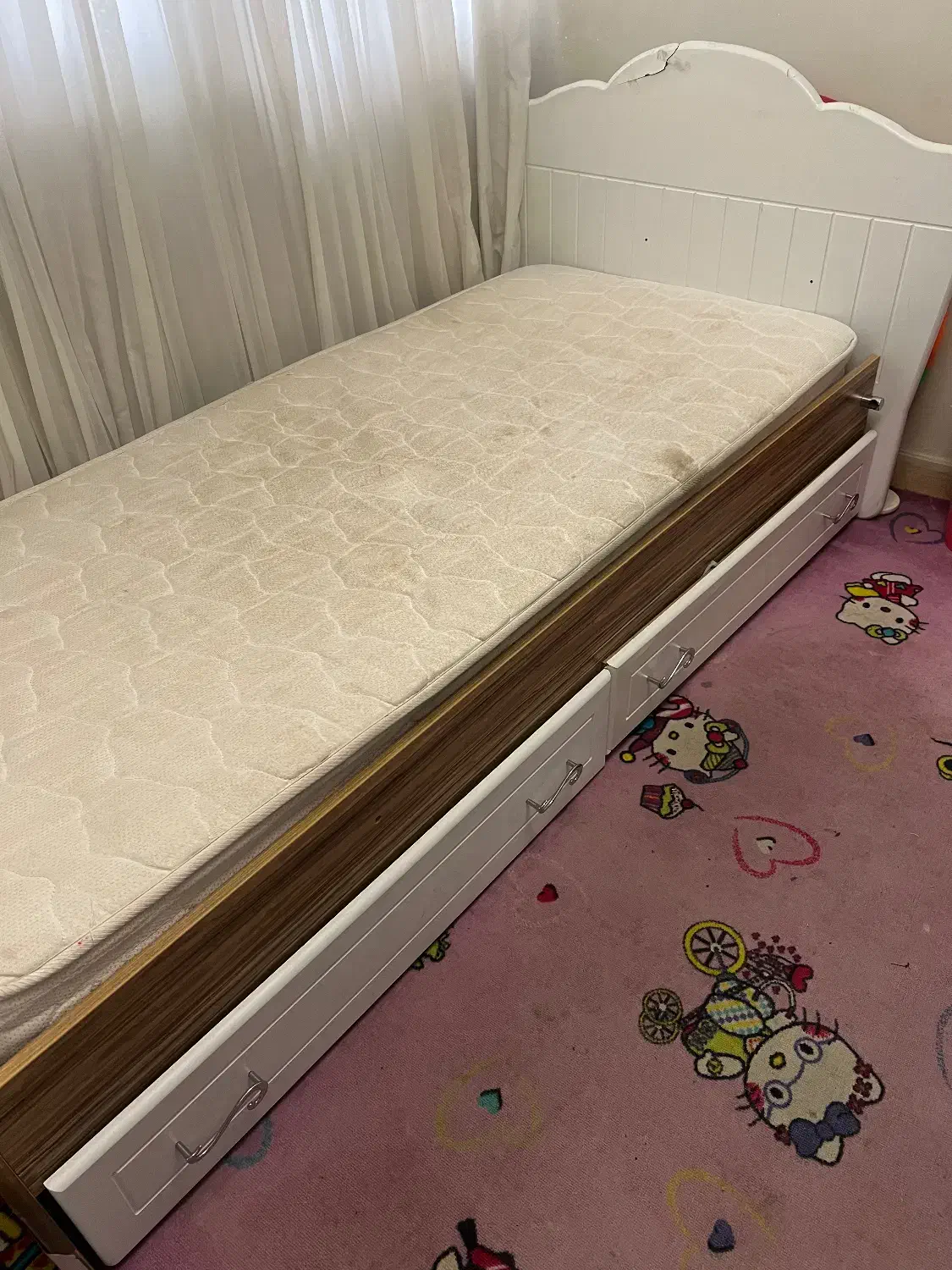 تخت نوجوان|تخت و سرویس خواب|کرج, حصار|دیوار