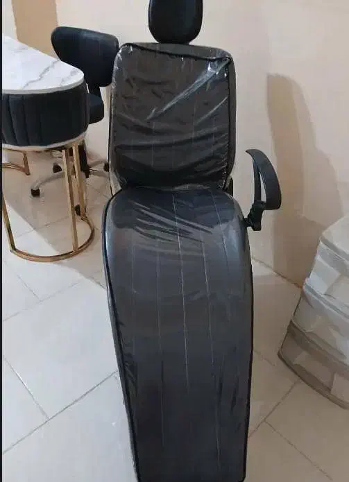 صندلی اصلاح|آرایشگاه و سالنهای زیبایی|بندرعباس, |دیوار