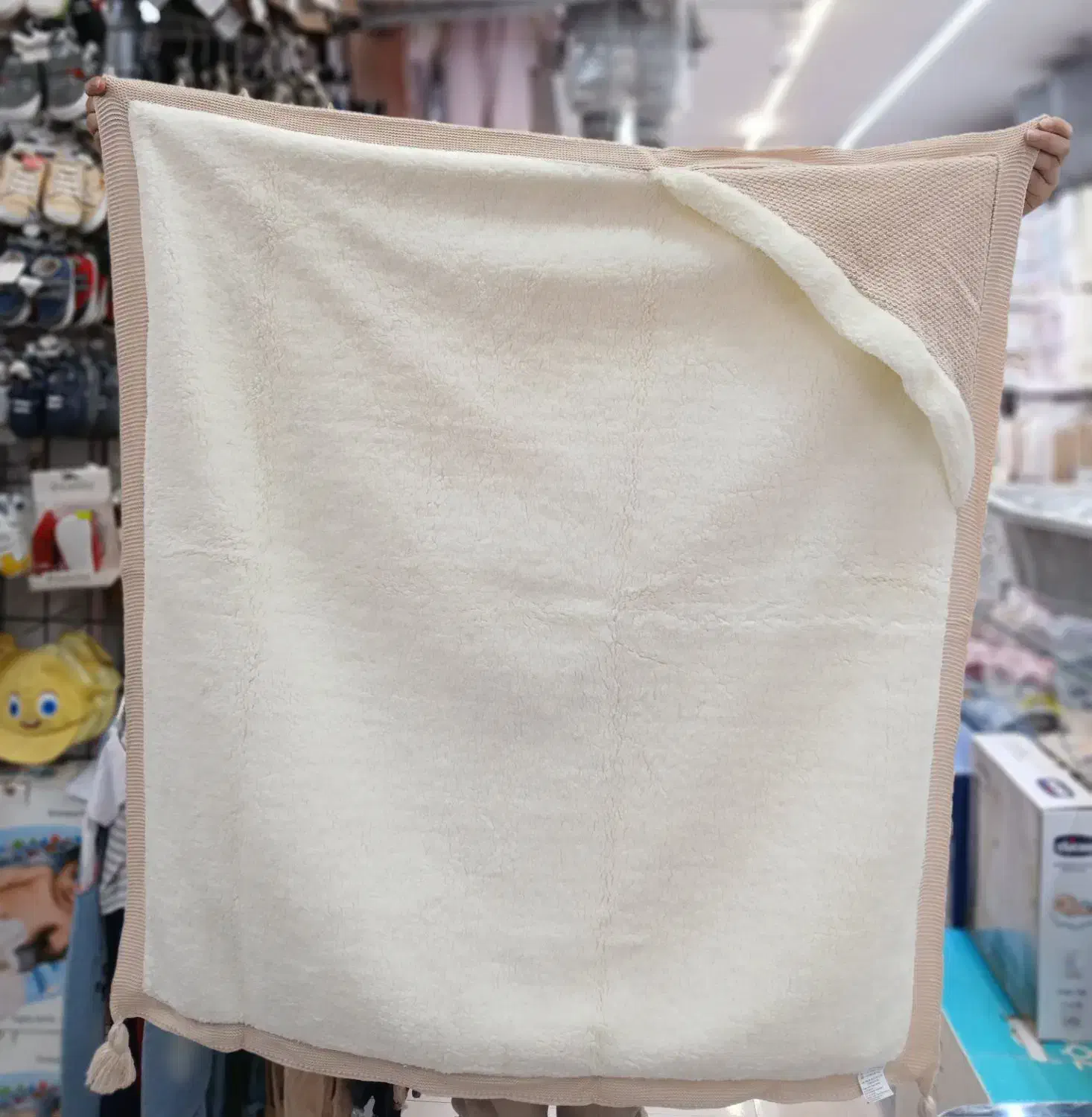 دور پیچ|رختخواب، بالش، پتو|قم, نیروگاه|دیوار