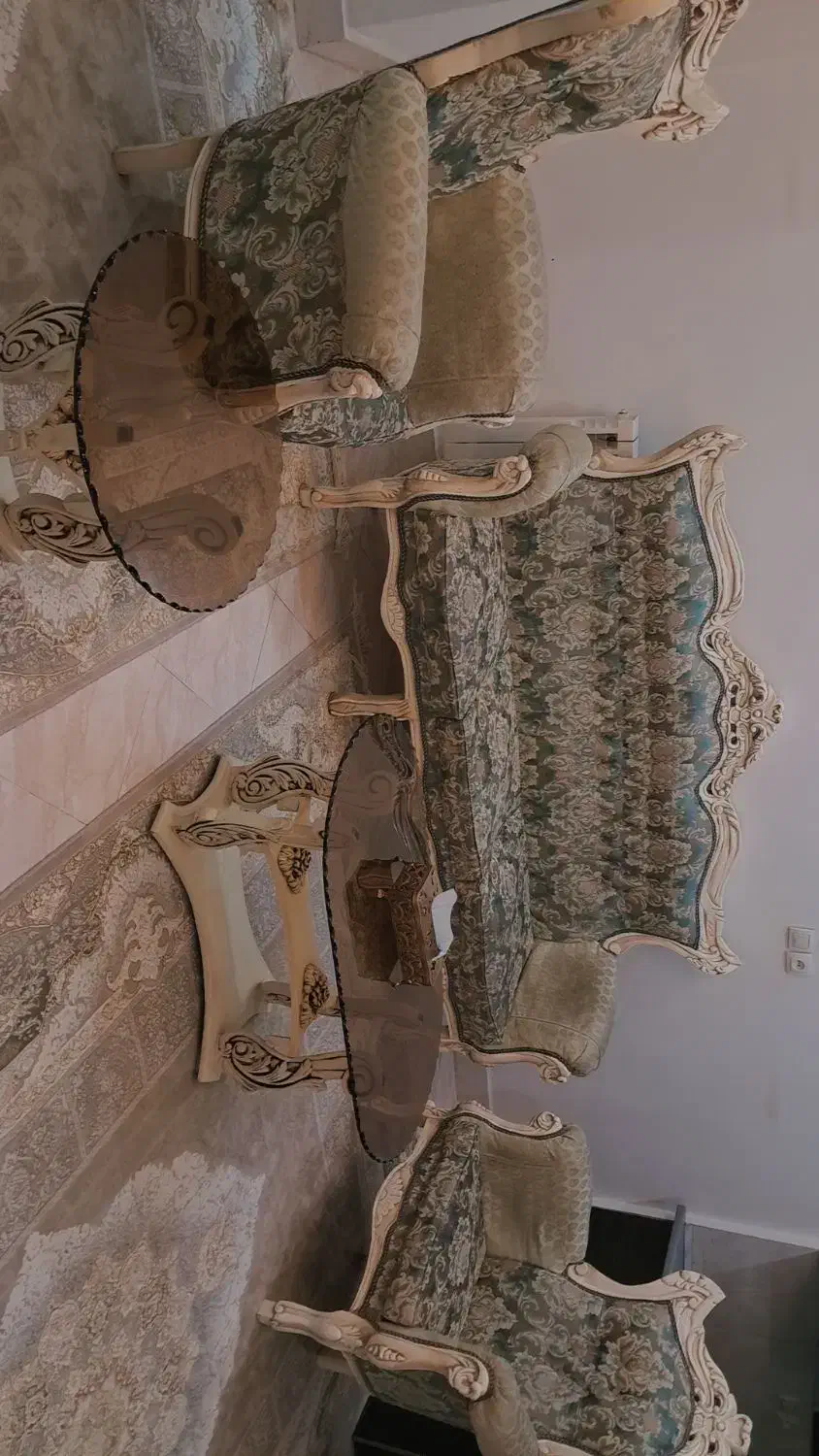 مبل ۷ نفره سالم همراه جلو مبلی ومیز عسلی|مبلمان خانگی و میز عسلی|نظرآباد, نظرآباد|دیوار