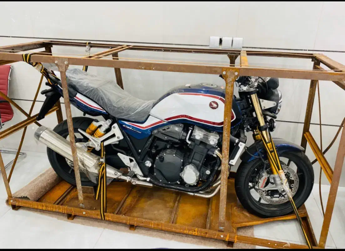 Cb1300 مدل2020 سند الکترونیک|موتورسیکلت|تهران, استاد معین|دیوار