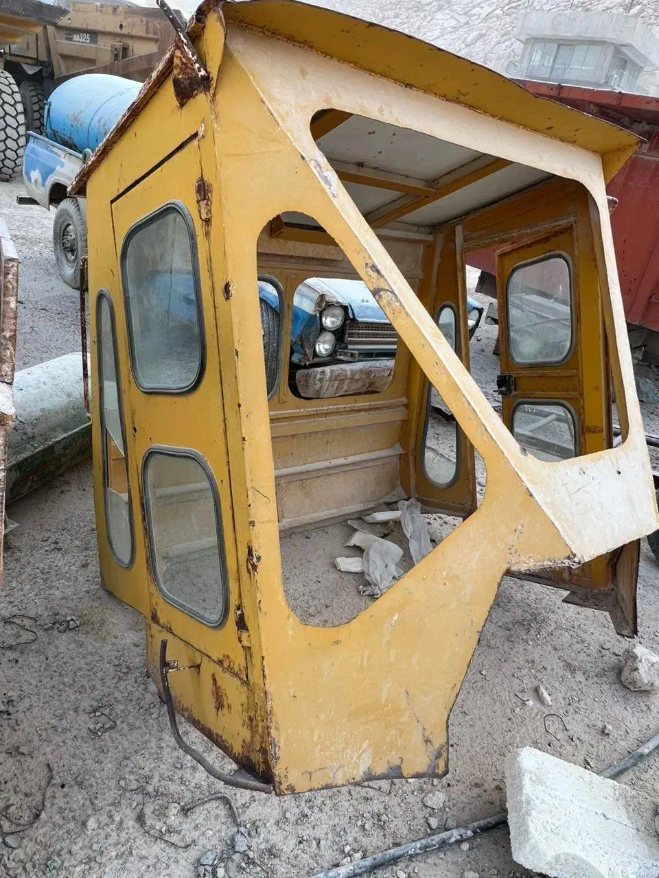 اتاق لود کاتر پیلار|قطعات یدکی و لوازم جانبی|مرودشت, مجد آباد|دیوار