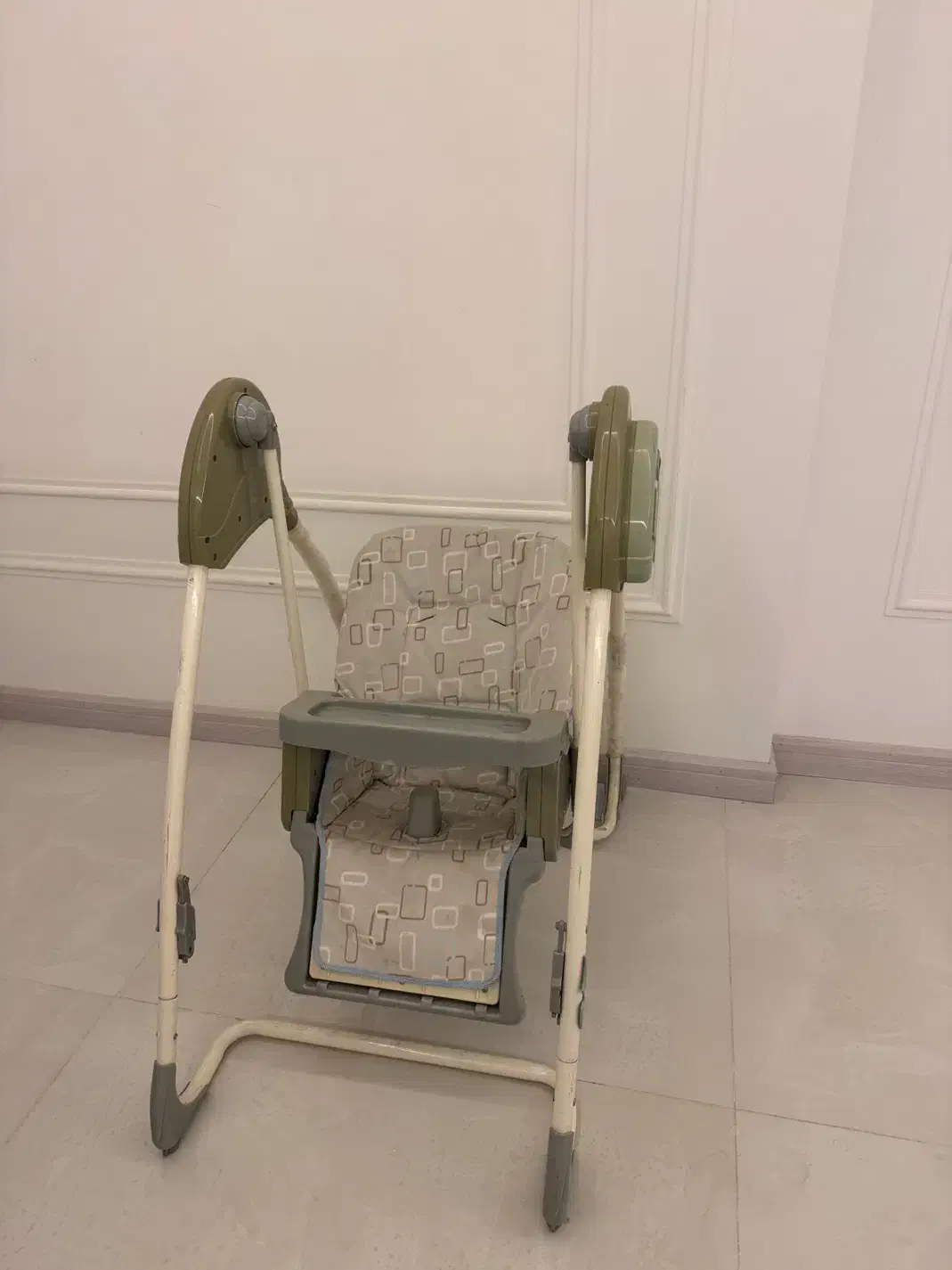 صندلی غذا تاب شو|میز و صندلی غذاخوری|مشهد, دانشجو|دیوار