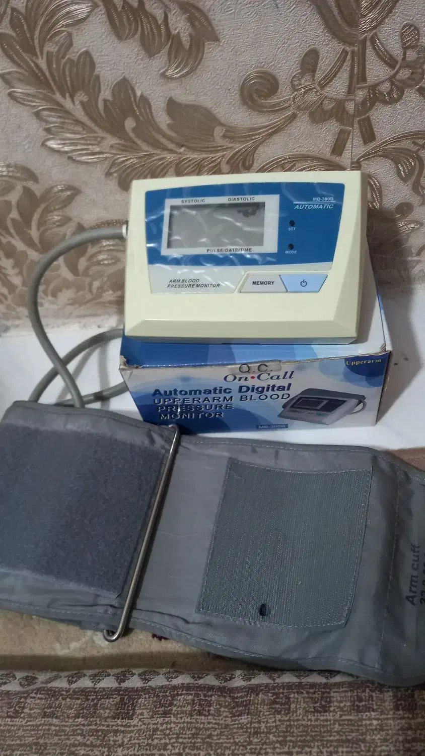 دستگاه فشار سنج|آرایشی، بهداشتی، درمانی|قزوین, |دیوار