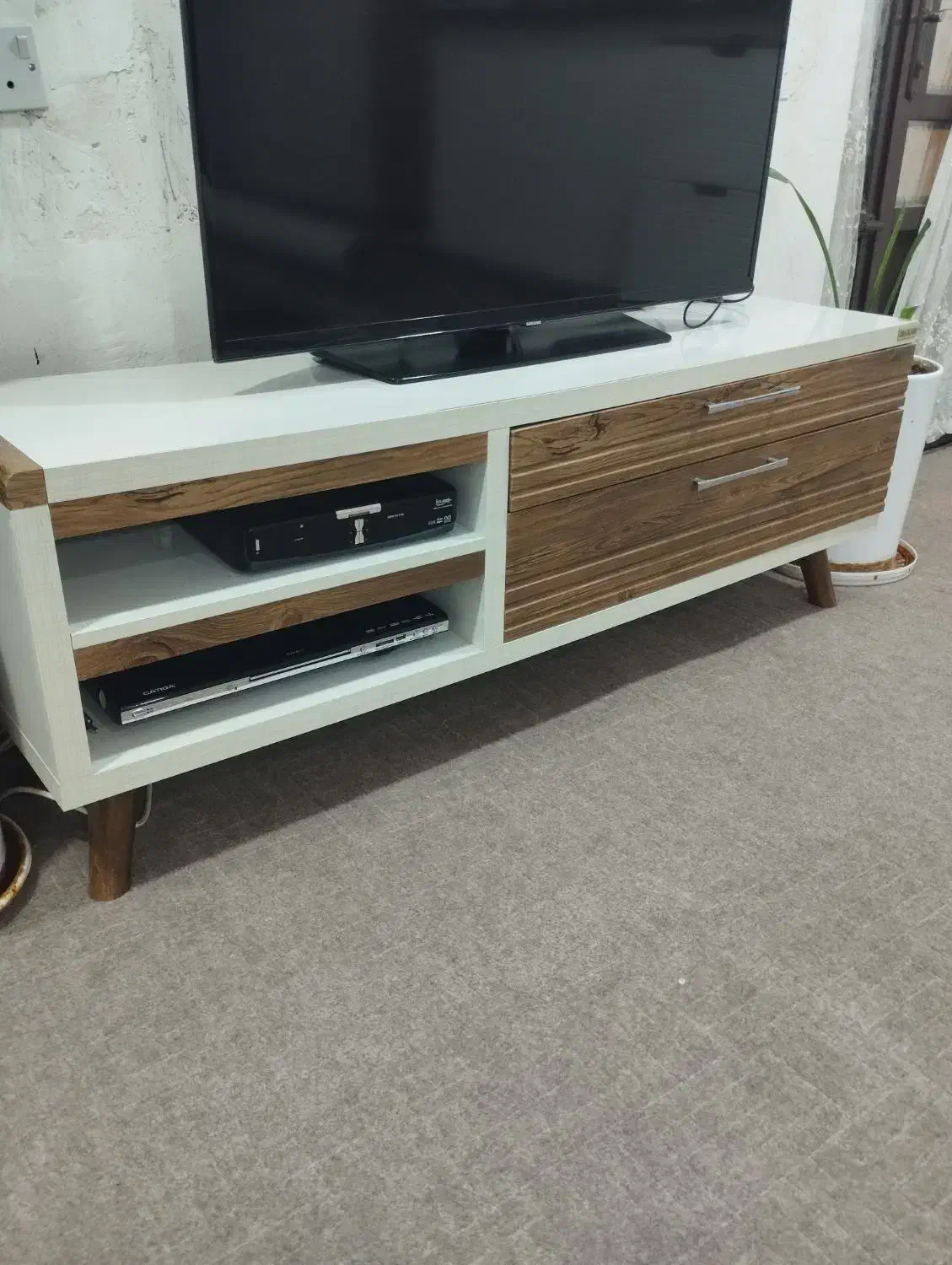 ال ای دی ایوولی|تلویزیون و پروژکتور|دوگنبدان, |دیوار