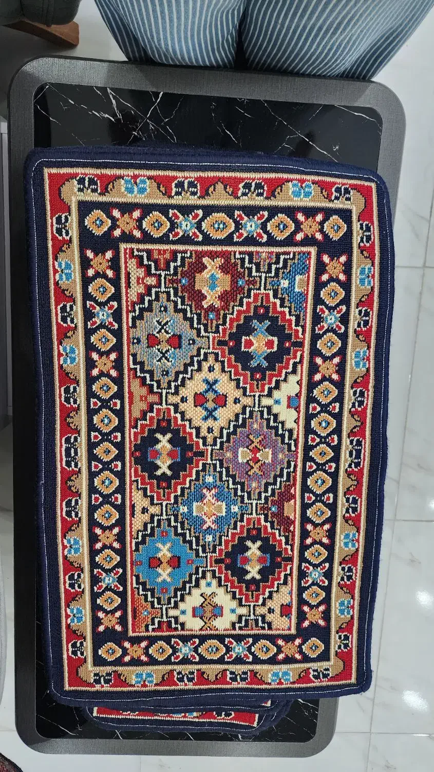 جلو دری|فرش|بروجرد, |دیوار