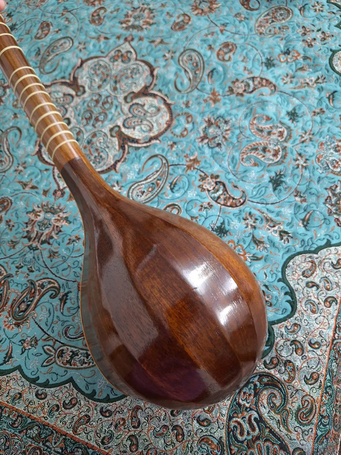 سه تار|سازهای سنتی|ری, اقدسیه|دیوار