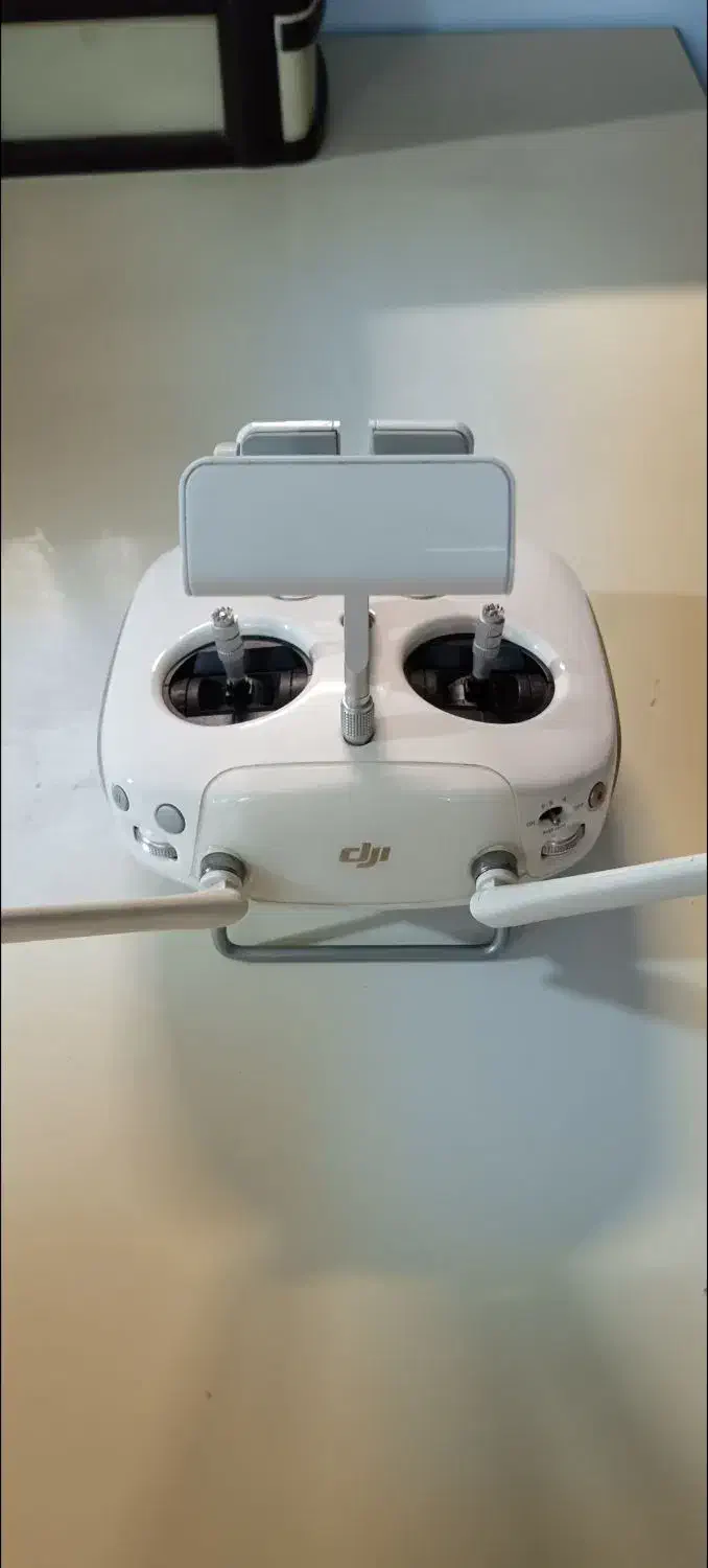 ریموت کنترل فانتوم 4|دوربین عکاسی و فیلمبرداری|سبزوار, پیام|دیوار