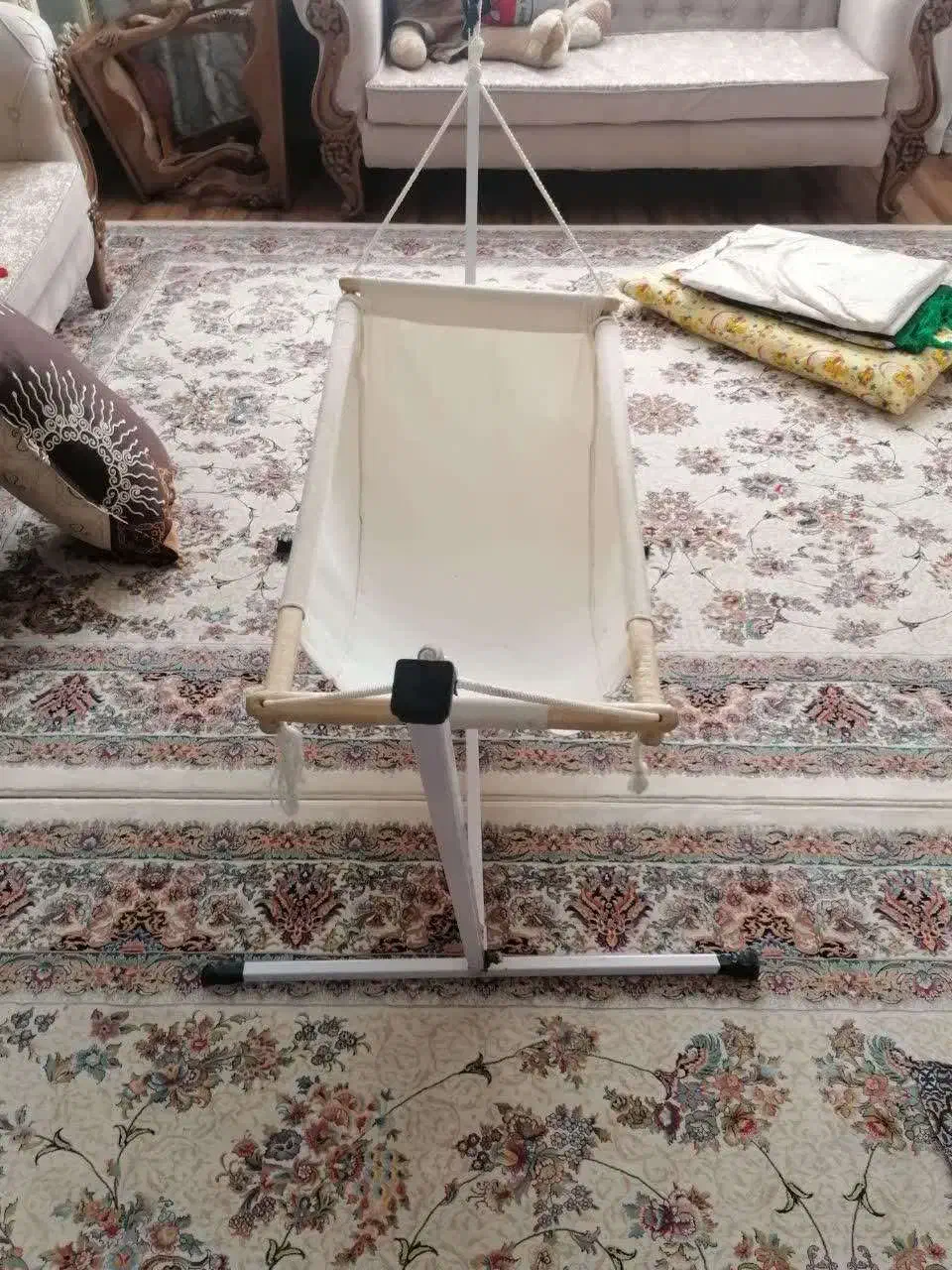 گهواره سنتی ننو|اسباب و اثاث بچه|نسیم‌شهر, |دیوار