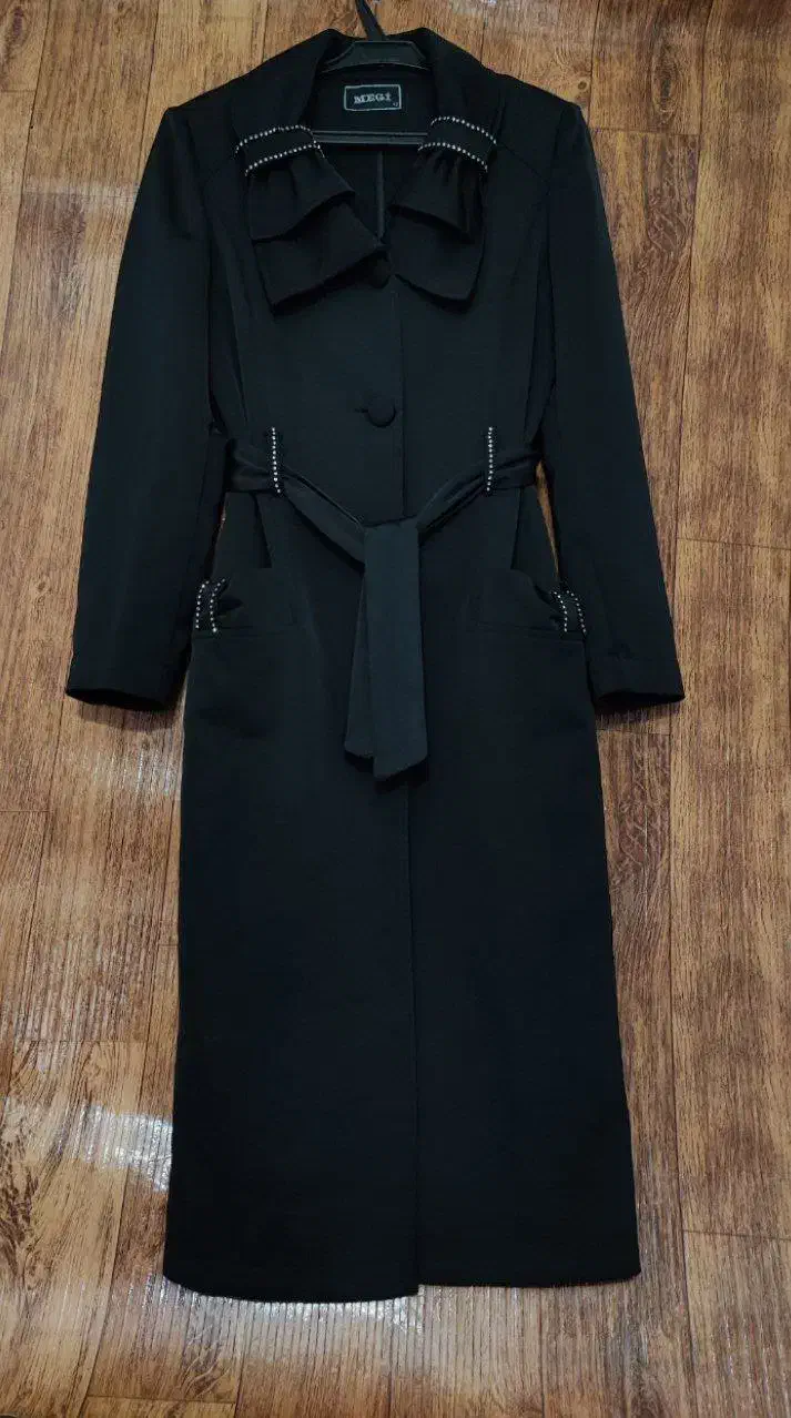 لباس زنانه|لباس|ملارد, |دیوار