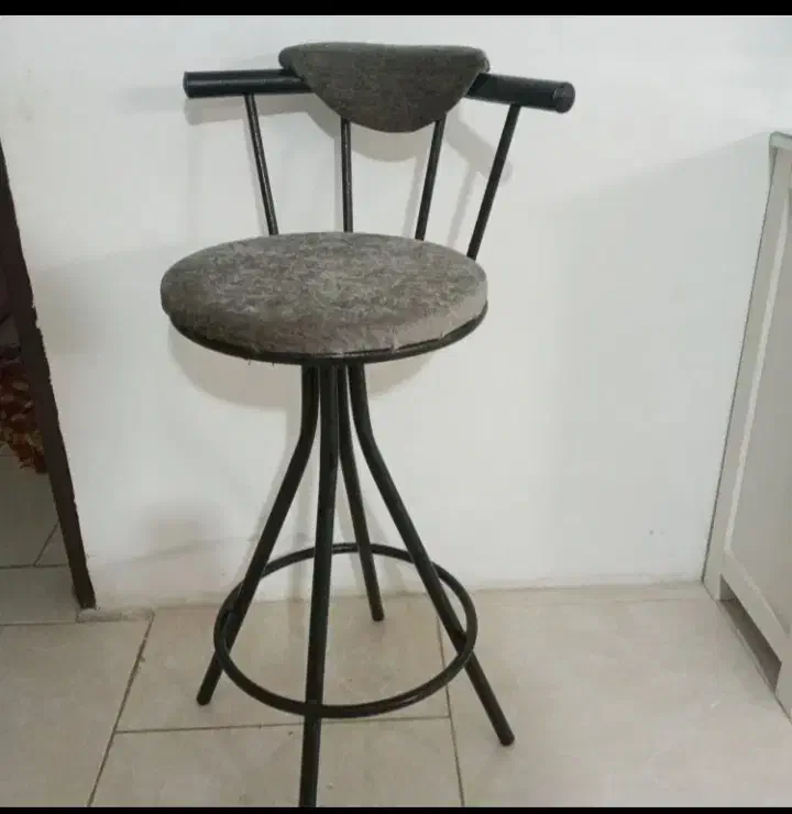 تابلو آینه ای و صندلی اپن|تابلو، نقاشی، عکس|بجنورد, |دیوار