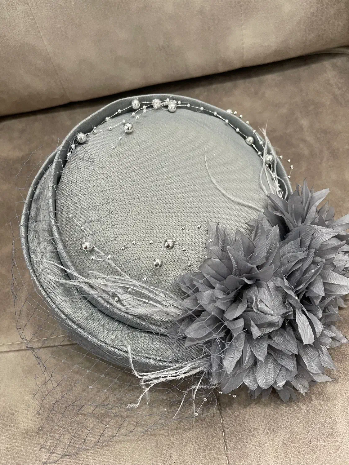 کلاه فرانسوی|لباس|قیامدشت - خاورشهر, |دیوار