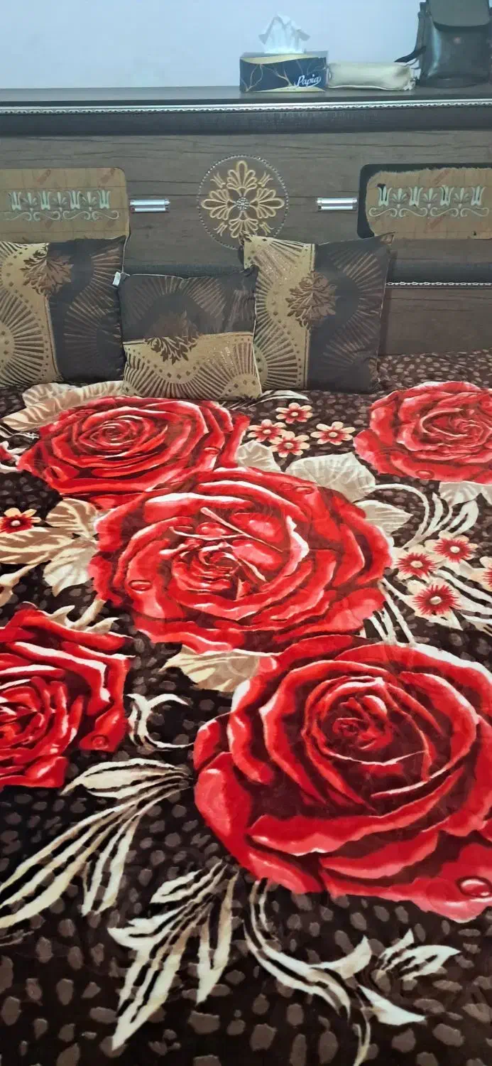 تخت خواب|تخت و سرویس خواب|ابریشم, |دیوار