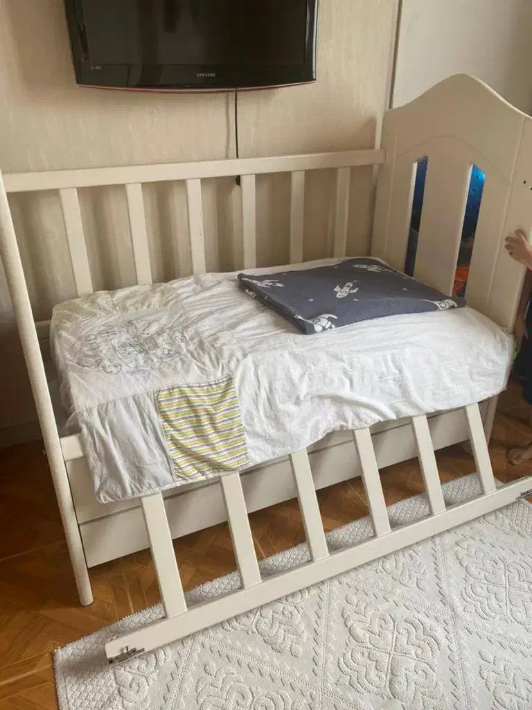 تخت و کمد بچگانه|تخت و سرویس خواب|شهریار, شهرک شاهد|دیوار